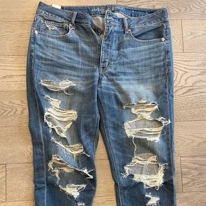 American Eagle Tomgirl Jeans
